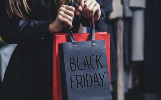 Над 80% от българите в градовете ще пазаруват на Черен петък